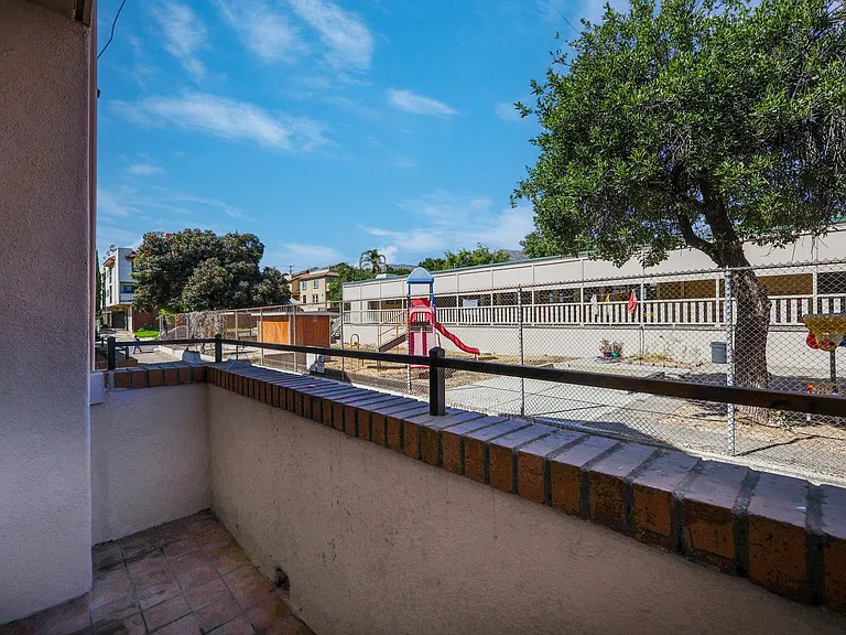 Cypress Apartments — Photo 14