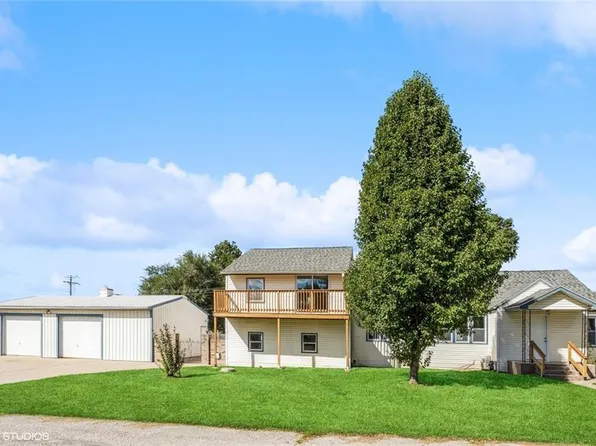605 Libel St, Wathena, KS 66090