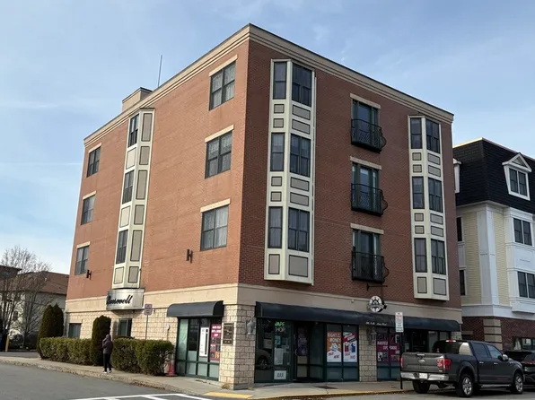 266 N Main St Unit 3, Mansfield, MA 02048