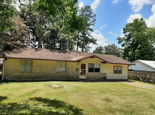 1033 Longleaf Ln, Leesville, LA 71446
