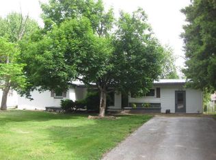 1051 E Morningside St, Springfield, MO 65807