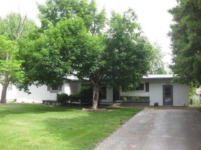 1051 E Morningside St, Springfield, MO, 65807