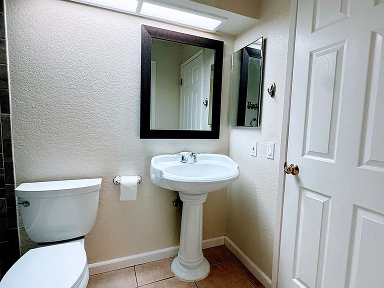 10453 Sierra Crest Dr — Photo 14
