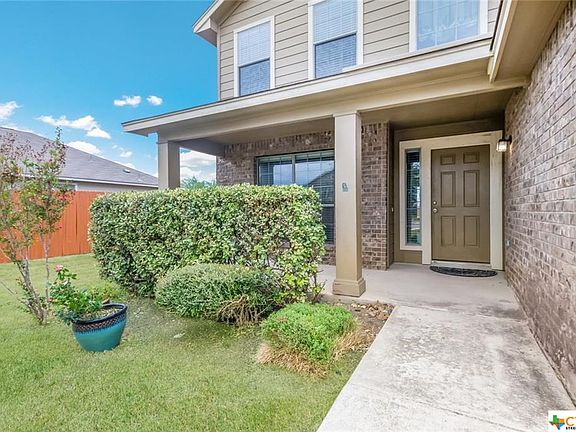 3rd image of 651 Kingbird Pl