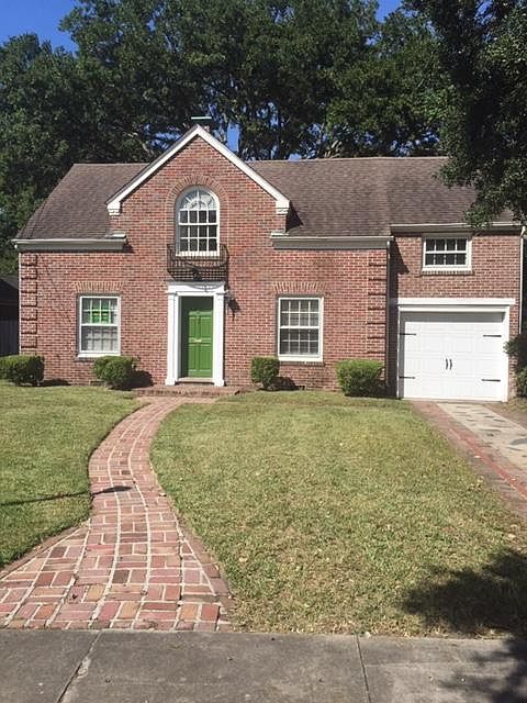 Exterior Shot of the front of the house