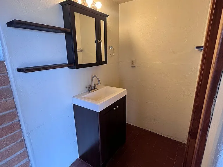 2620 W Ironwood Hill Dr — Photo 6