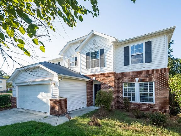 3rd image of 107 Grandimere Ct