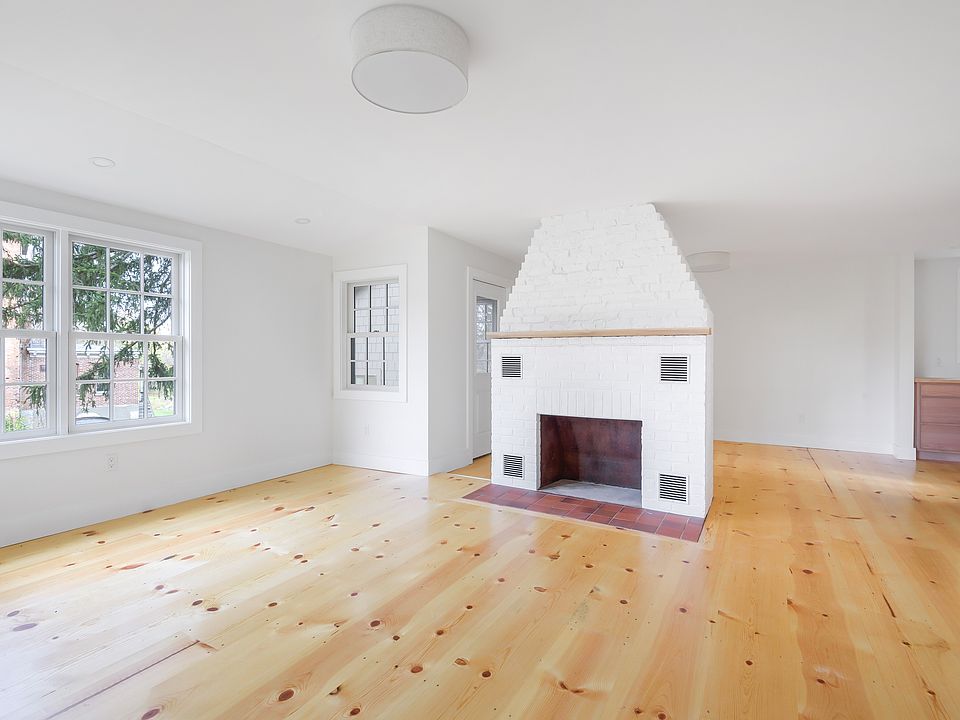 Living room, dining room, kitchen