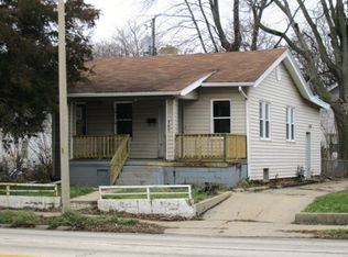 305 W Bradley Ave, Champaign, IL 61820