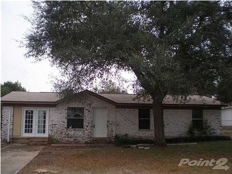 1st image of 2941 English Oak Cir