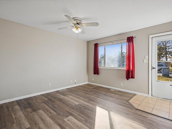 3rd image of 346 Imus Dr