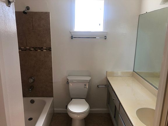 5th image of 12966 Florwood Ave