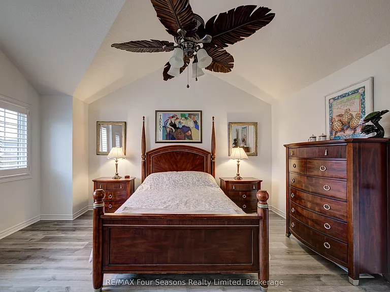 9 Brooke Ave — Photo 31