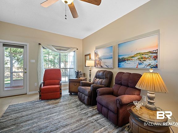 4th image of 2651 S Juniper St APT 702