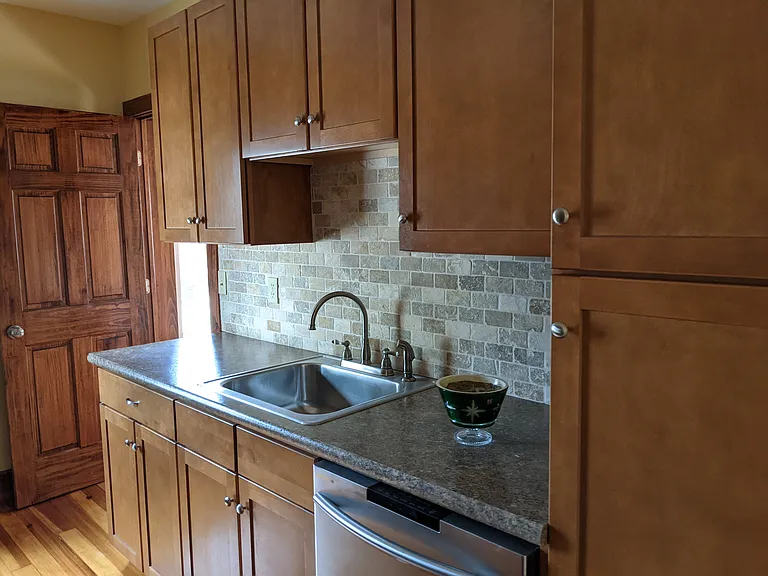 6 South St #B — Photo 10