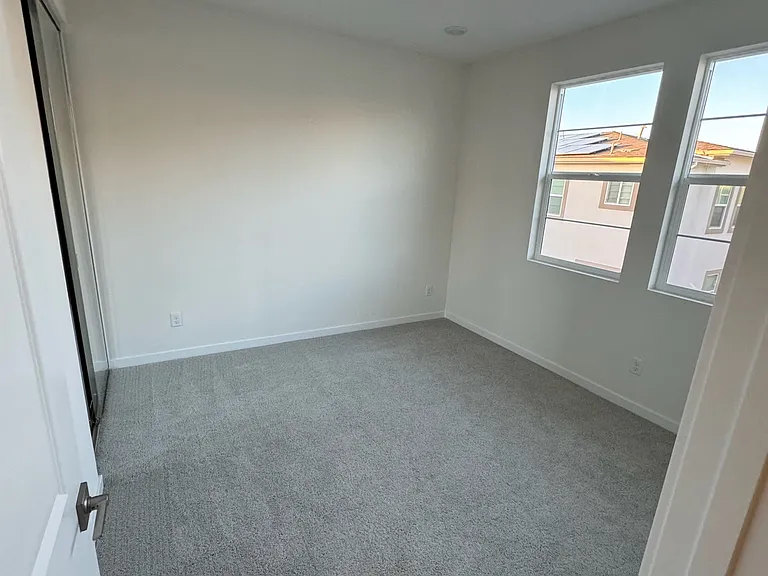 27563 Sanctuary Ct — Photo 11
