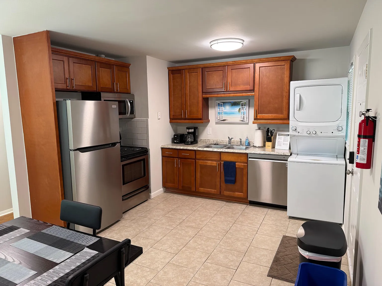 4 bed, 1.0 bath, 950 sqft, $936 — Photo 4
