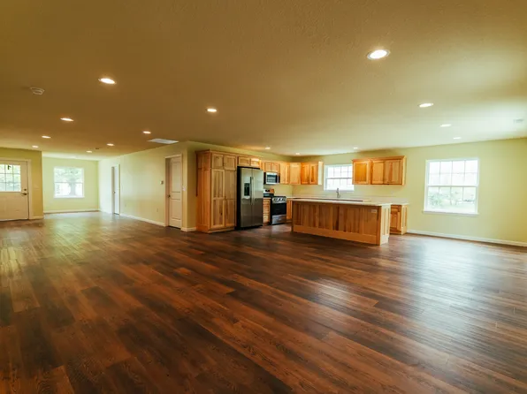 300 E Bacon St, Hillsdale, MI