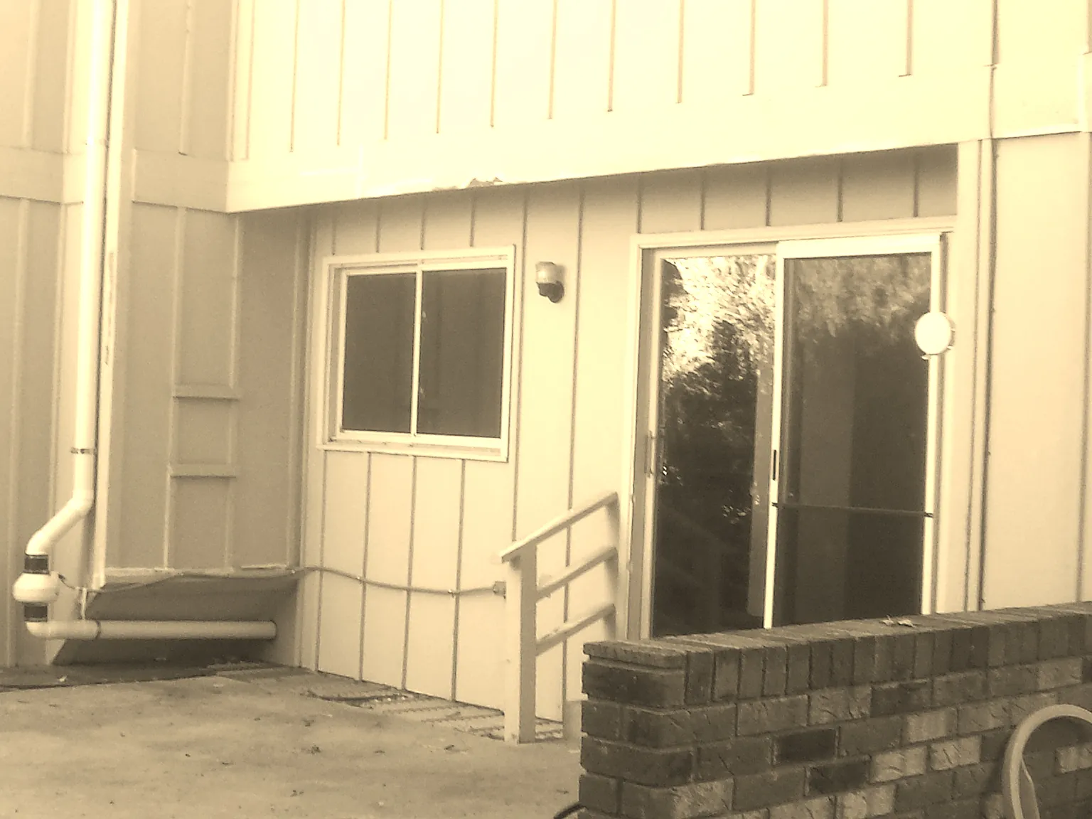 3 bed, 2.5 bath, 1530 sqft, $2,150 — Photo 2