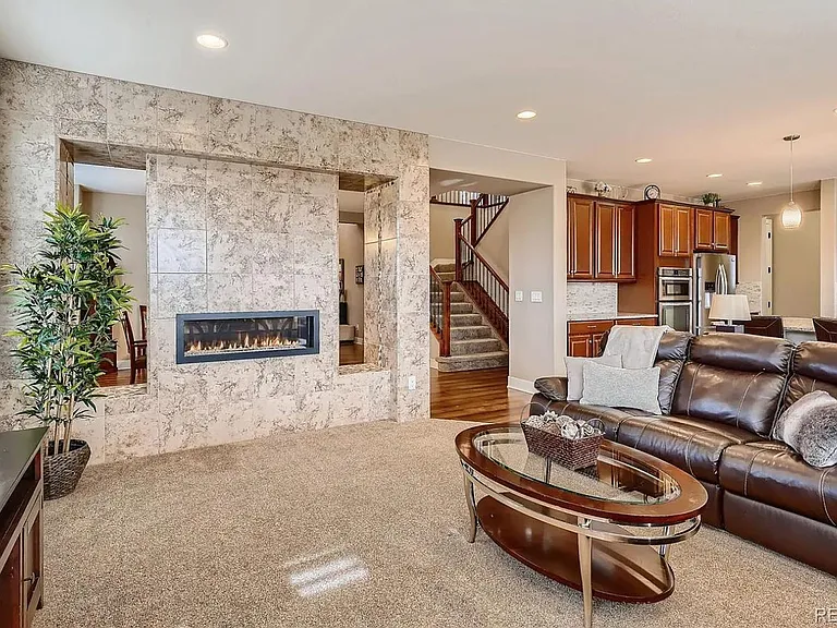 10393 Sierra Ridge Ln — Photo 4