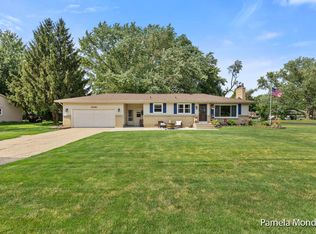 1091 Wrenwood Dr, Jenison, MI 49428