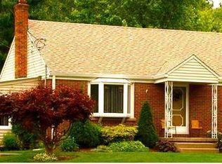 2949 North Rd NE, Warren, OH 44483