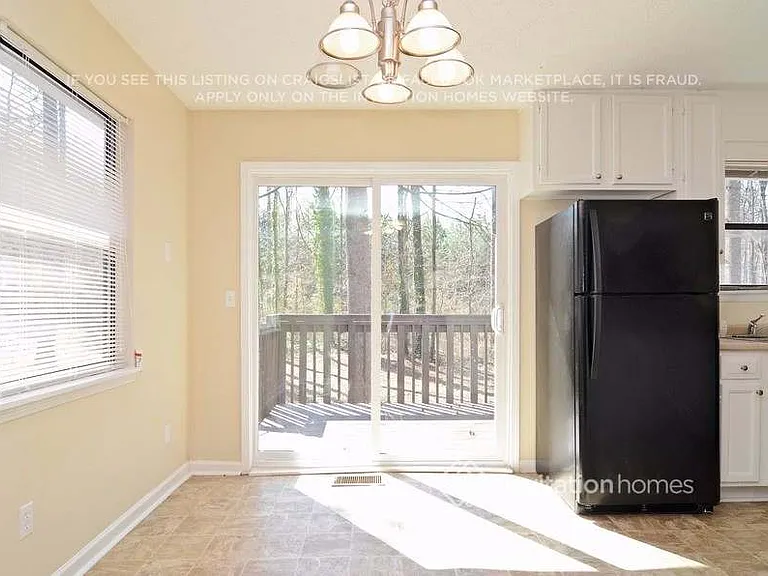 206 Quail Hollow Dr — Photo 4