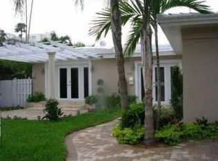3520 W Glencoe St, Miami, FL 33133