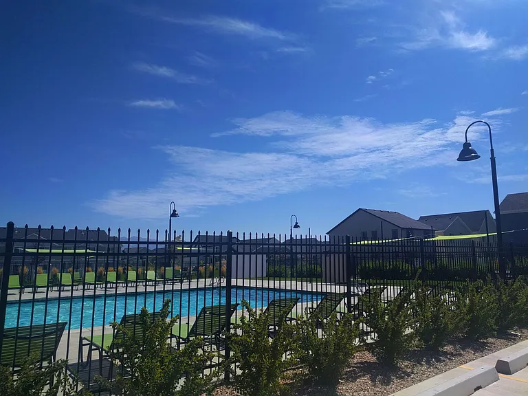 504 S Pegasus Way — Photo 4