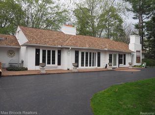 4661 McEwen Dr, Bloomfield Hills, MI 48302