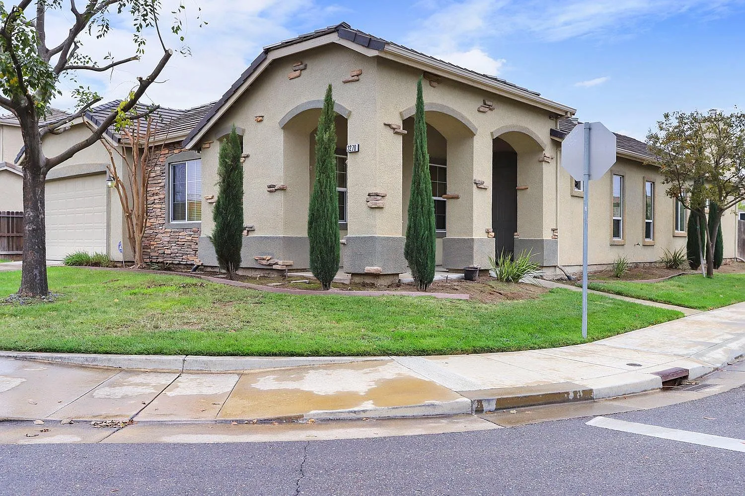2278 Gibralter Dr photo 1