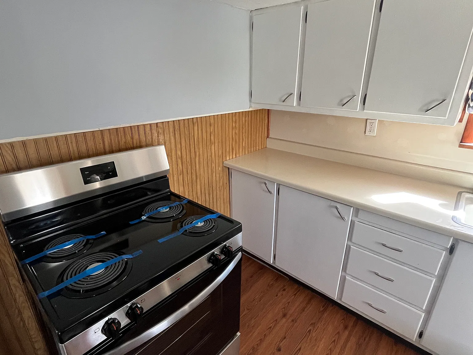 2 bed, 10 sqft, $1,150 — Photo 4