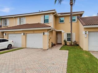 Raintree Villas, Sunrise, FL 33351
