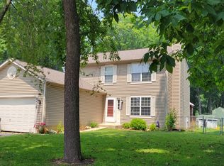 8416 Birch St, Fox Lake, IL 60020