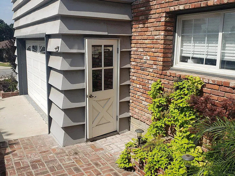 711 E Northridge Ave — Photo 13