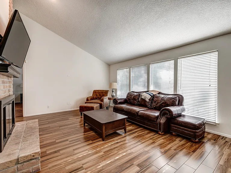 1722 S Kirkwood Rd — Photo 34