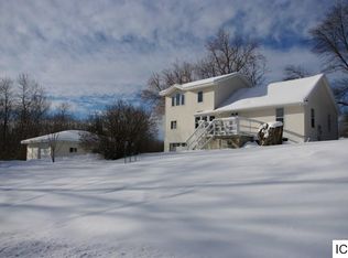 2123 Isleview Rd, Grand Rapids, MN 55744