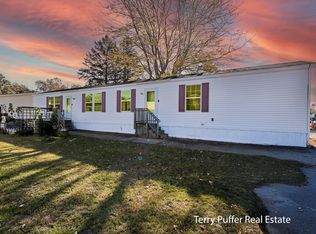 796 Strawberry Ln, Muskegon, MI 49442