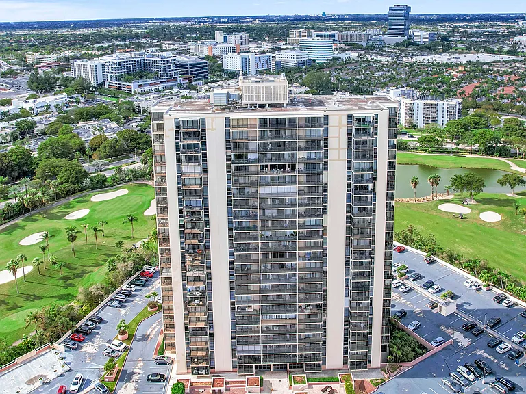 20335 N Country Club Dr #2107 — Photo 29