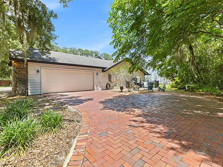 10355 Trout Rd — Photo 5
