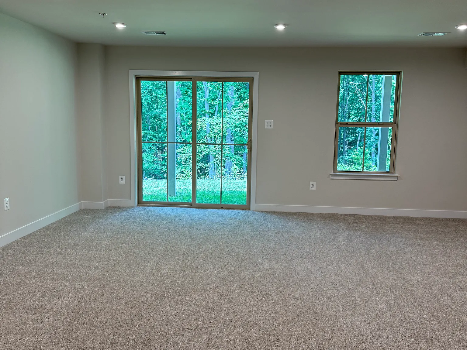 9687 Klamath Ct — Photo 3