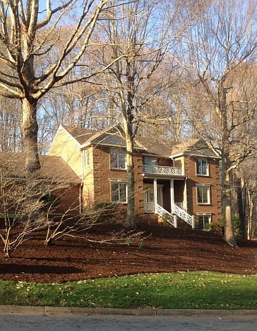 1st image of 225 Andover Pl