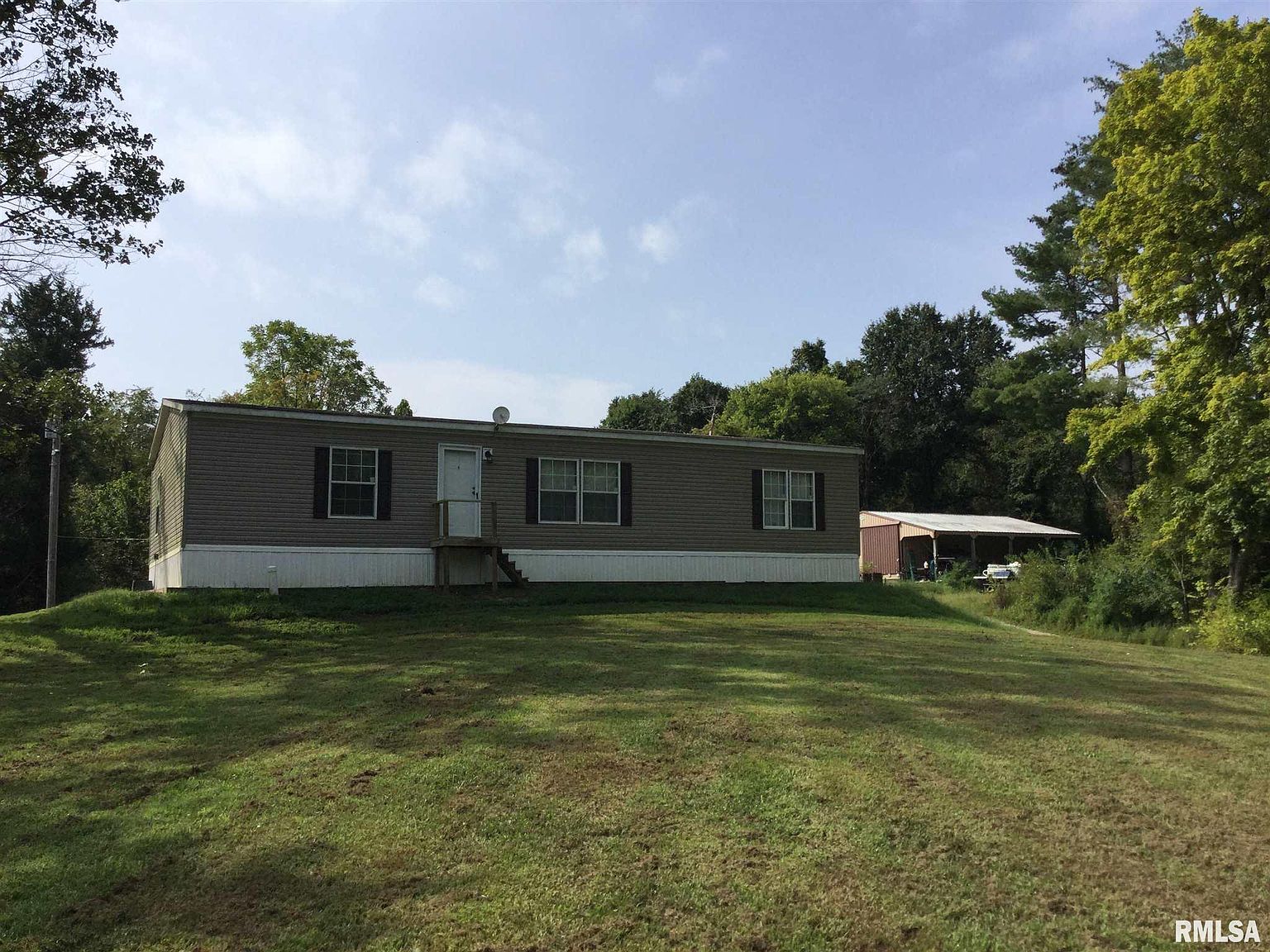 425 Pine Tree Ln Cobden Il 62920 Zillow