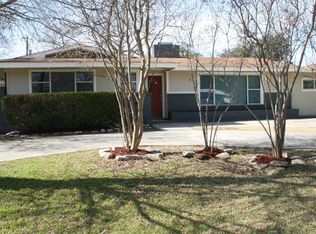 203 Warwich St, San Antonio, TX 78216