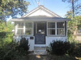 25 Sunset St, Manchester, CT 06040