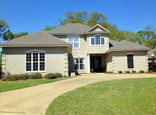 489 River Oaks Dr, Wetumpka, AL 36092