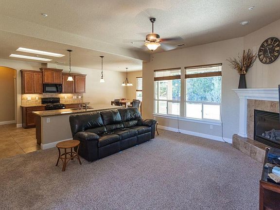 3rd image of 4159 Doyle Ct