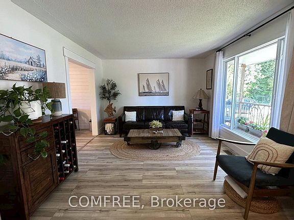 2nd image of 709 George St