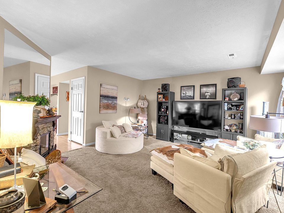 1st image of 1697 Park Row Dr #Q