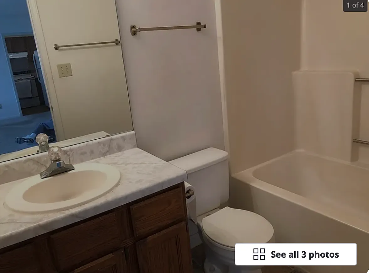 1008 Carlton Ave — Photo 2